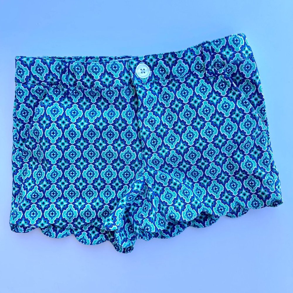 Girls Size 7 Crown & Ivy Scalloped Shorts Green and Blue medallion